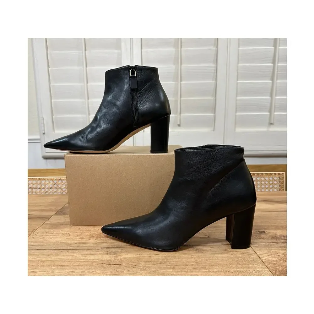 Stuart Weitzman Stuart 75 Pointed Toe Zip Booties Black Leather Size 8.5 NWOB